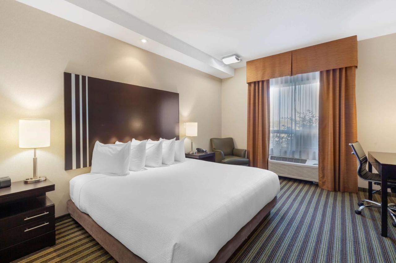 Best Western Plus Sherwood Park Inn & Suites Eksteriør bilde