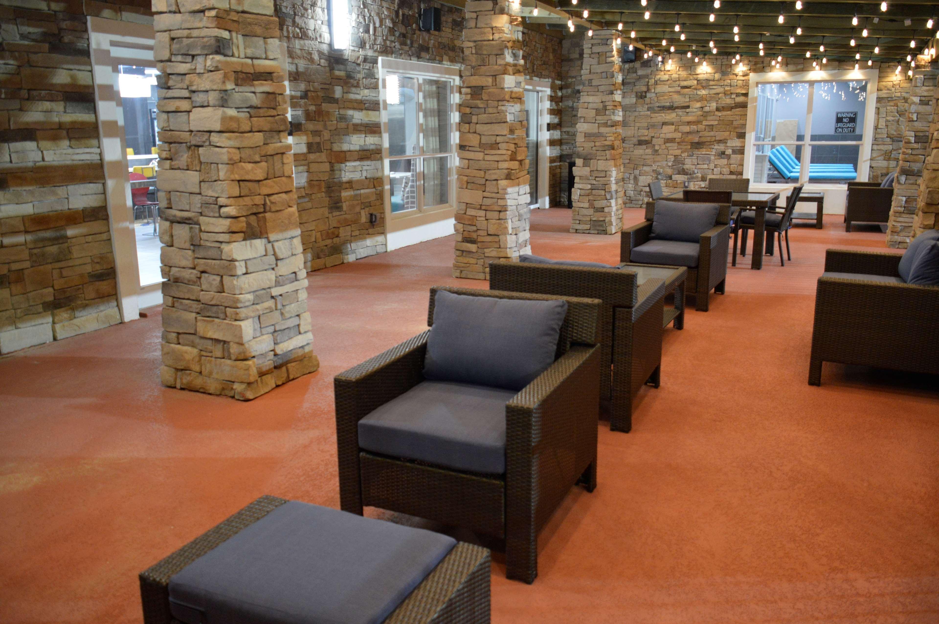Best Western Plus Sherwood Park Inn & Suites Eksteriør bilde